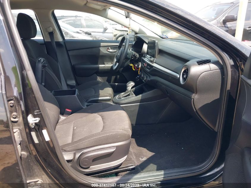 2021 KIA FORTE LXS - 3KPF24AD1ME338095