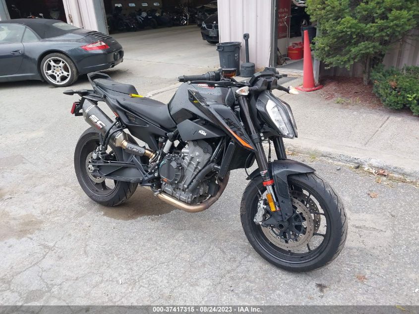 2021 KTM 890 DUKE R - VBKTU9400MM812122