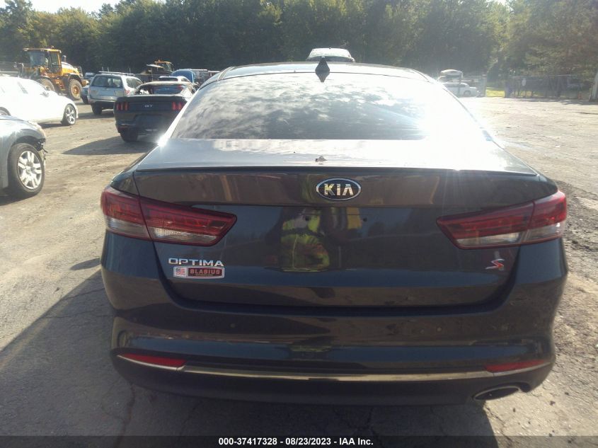 2018 KIA OPTIMA S - 5XXGT4L35JG191384