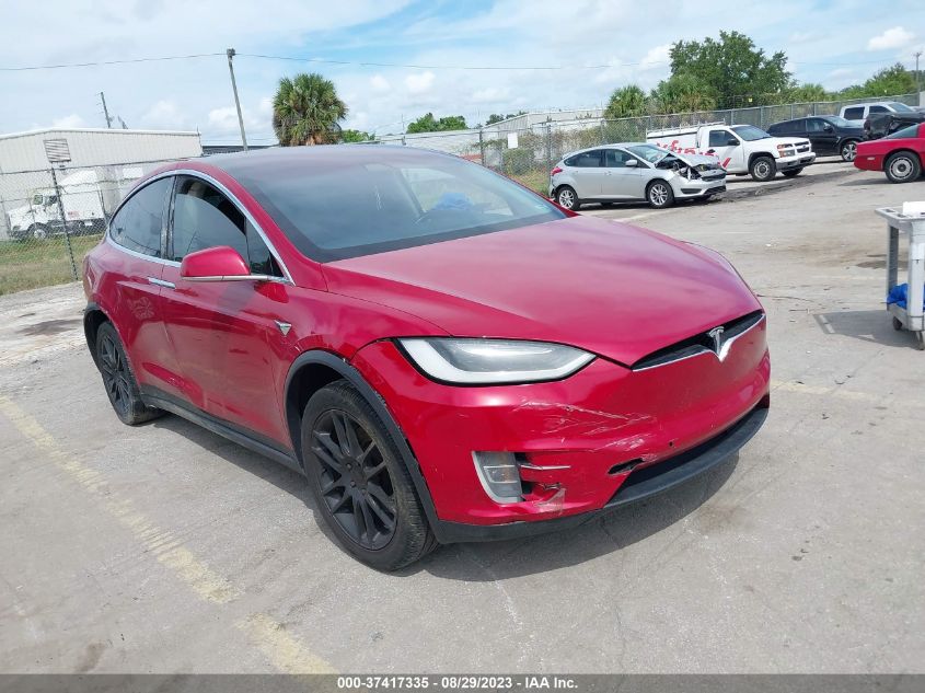2018 TESLA MODEL X 75D/100D/P100D - 5YJXCBE28JF088553