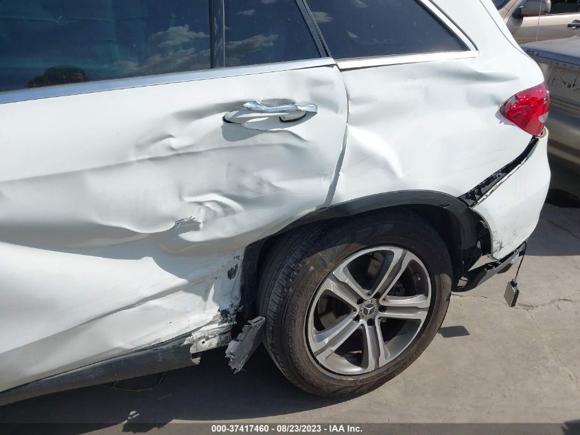 2018 MERCEDES-BENZ GLC GLC 300 - WDC0G4JB3JV062347