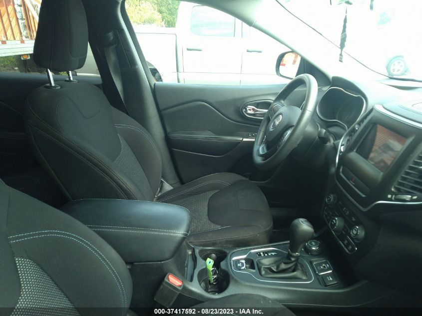 2019 JEEP CHEROKEE LATITUDE - 1C4PJMCB2KD459946