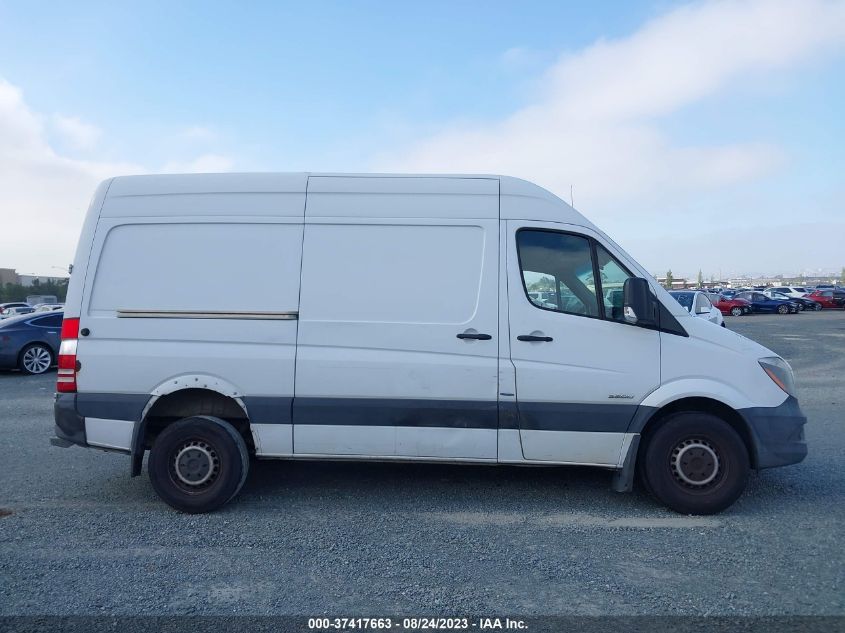 2014 MERCEDES-BENZ SPRINTER CARGO VANS WD3PE7CC7E5853126