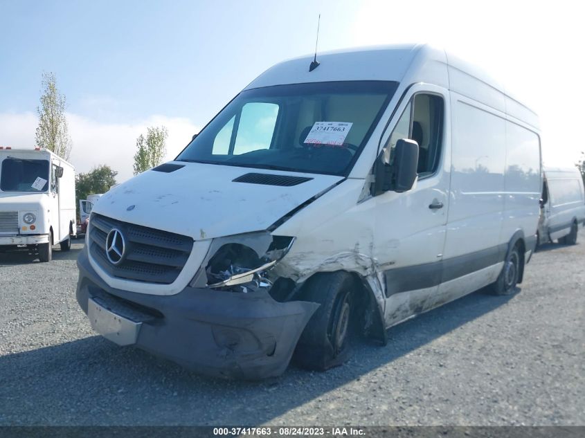 2014 MERCEDES-BENZ SPRINTER CARGO VANS WD3PE7CC7E5853126