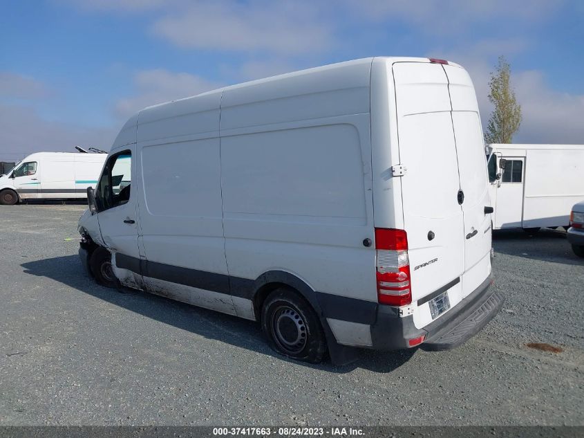 2014 MERCEDES-BENZ SPRINTER CARGO VANS WD3PE7CC7E5853126