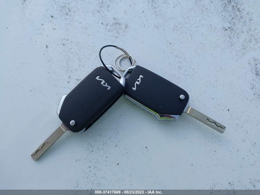 2023 KIA SPORTAGE LX - KNDPUCAF4P7161265