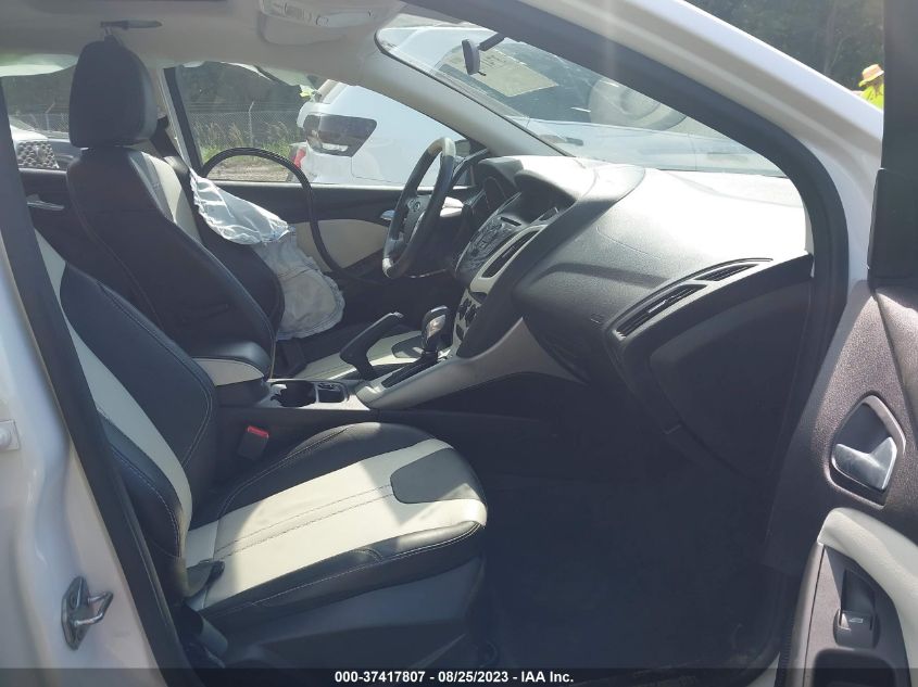 2014 FORD FOCUS SE - 1FADP3F2XEL443551