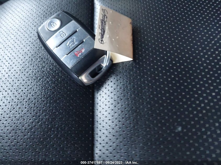 2015 KIA SOUL + - KNDJP3A50F7757329