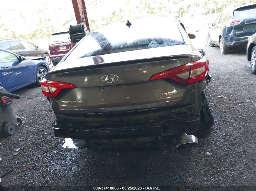 2015 HYUNDAI SONATA 2.4L SE - 5NPE24AF7FH222380