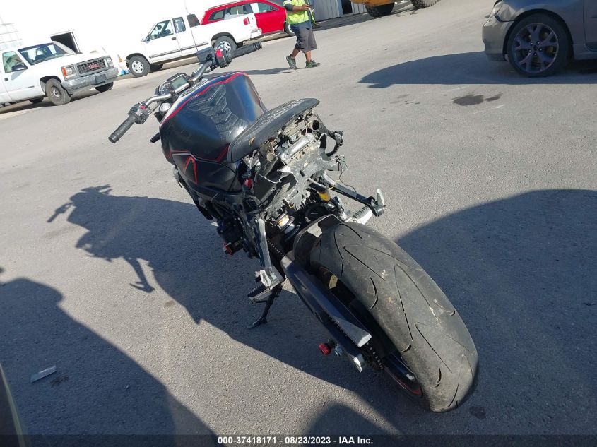 2015 SUZUKI GSX-S750 - JS1GR7NA9F2102323
