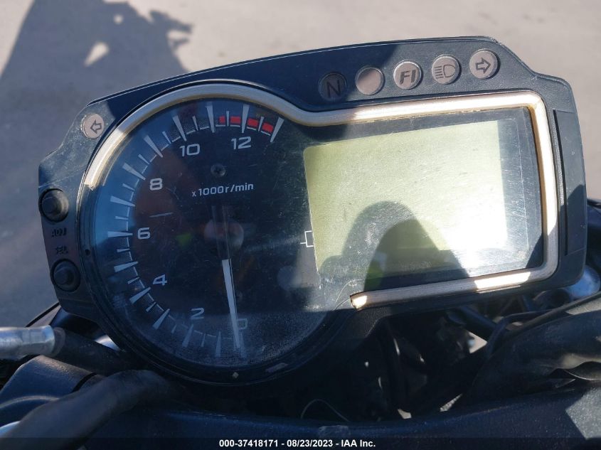 2015 SUZUKI GSX-S750 - JS1GR7NA9F2102323