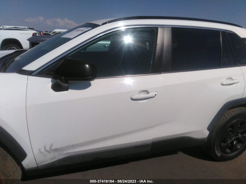 VIN 2T3F1RFV7KW010358 2019 TOYOTA RAV4 LE