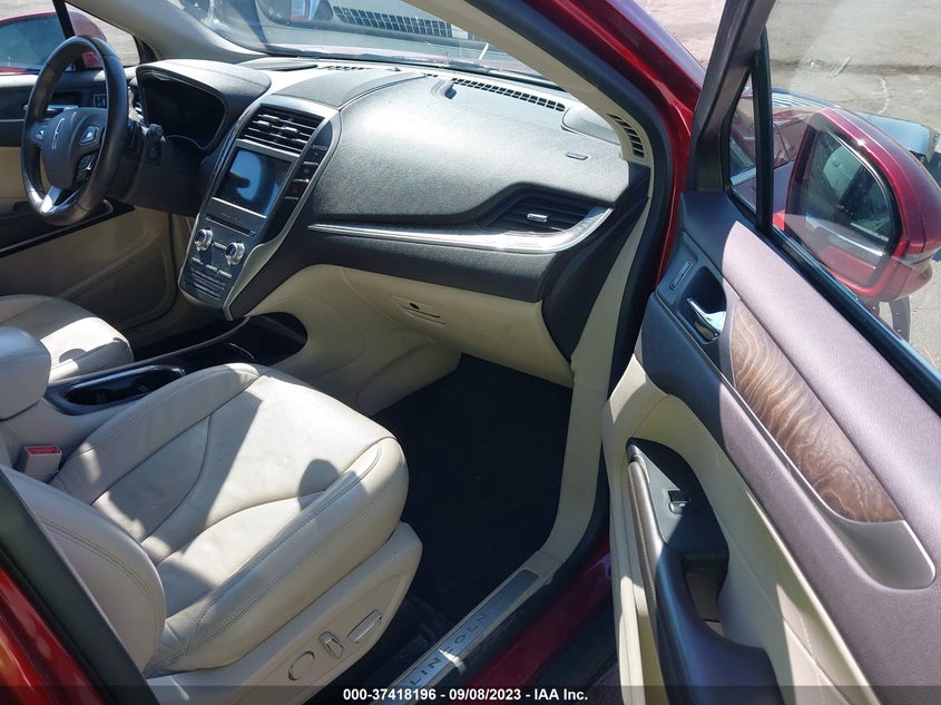 VIN 5LMCJ3C97HUL34321 2017 LINCOLN MKC RESERVE