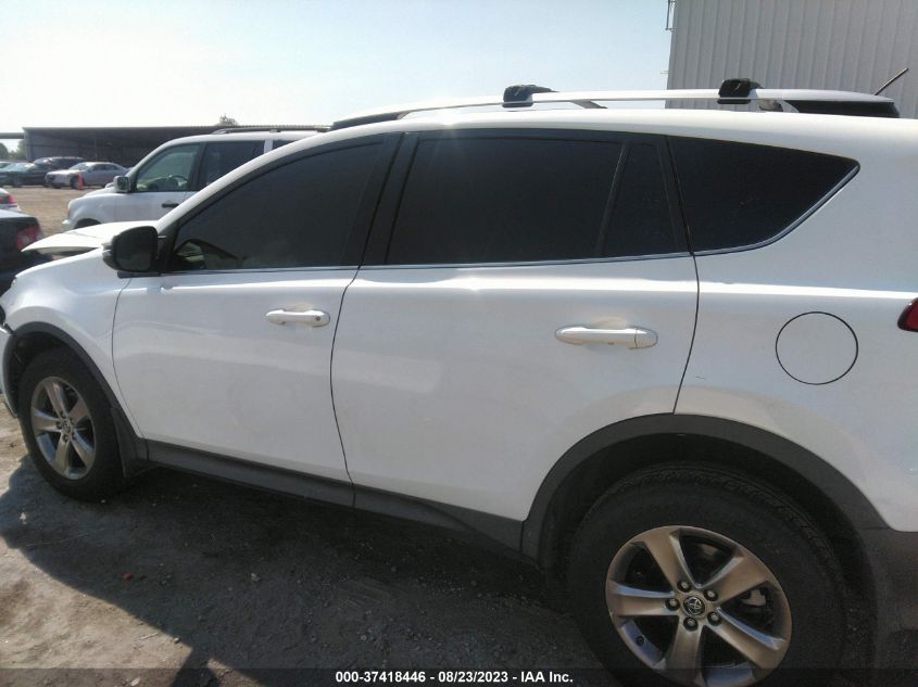 2015 TOYOTA RAV4 XLE - JTMWFREV5FD079491