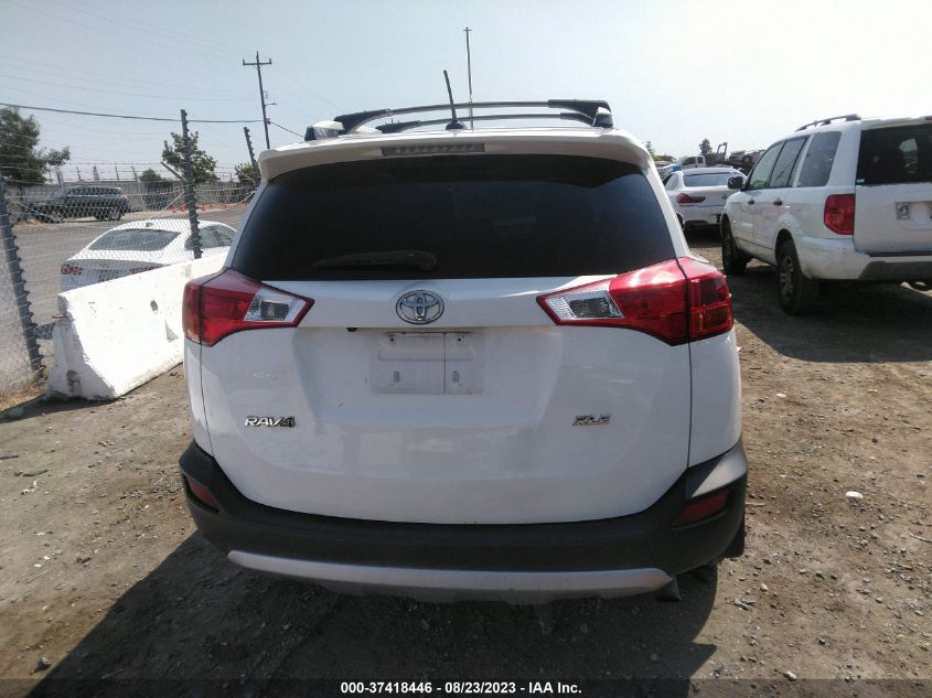 2015 TOYOTA RAV4 XLE - JTMWFREV5FD079491