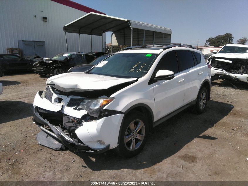 2015 TOYOTA RAV4 XLE - JTMWFREV5FD079491