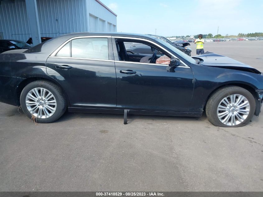 2014 CHRYSLER 300 - 2C3CCARG2EH298116