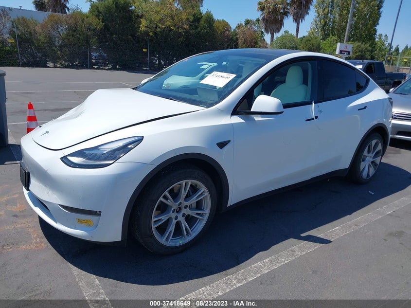 VIN 7SAYGDEE3NF463496 2022 TESLA MODEL Y LONG RANGE