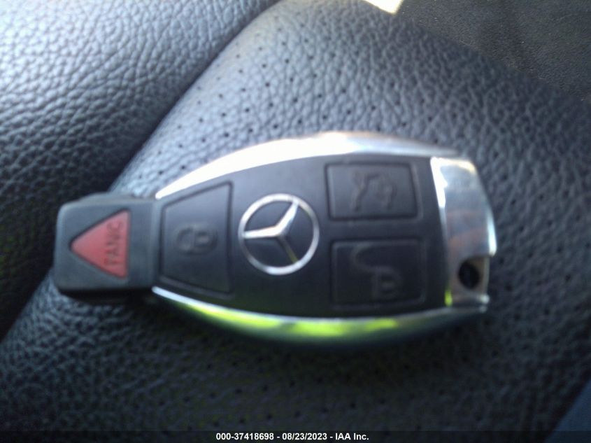 2013 MERCEDES-BENZ C-CLASS C 250 - WDDGF4HB4DR265473