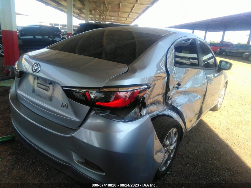 VIN 3MYDLBYVXJY305597 2018 TOYOTA YARIS IA