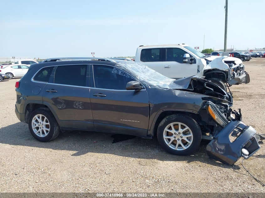 VIN 1C4PJLCB0HW586427 2017 JEEP CHEROKEE LATITUDE
