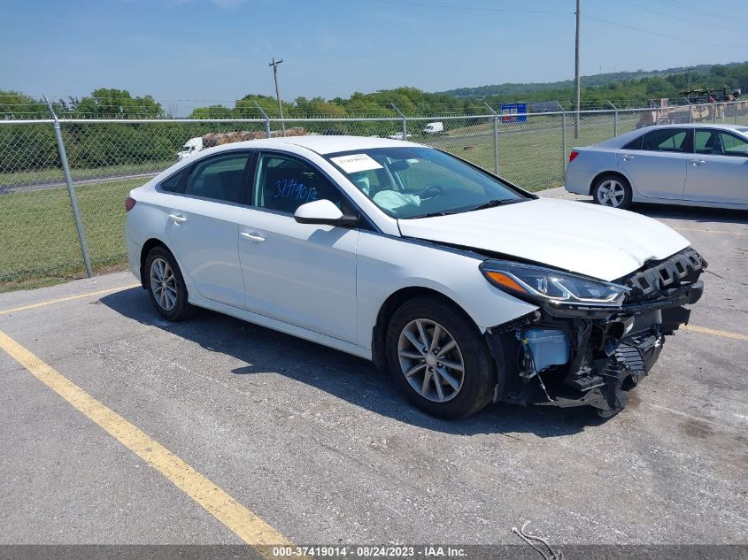 2019 HYUNDAI SONATA SE - 5NPE24AF4KH804494