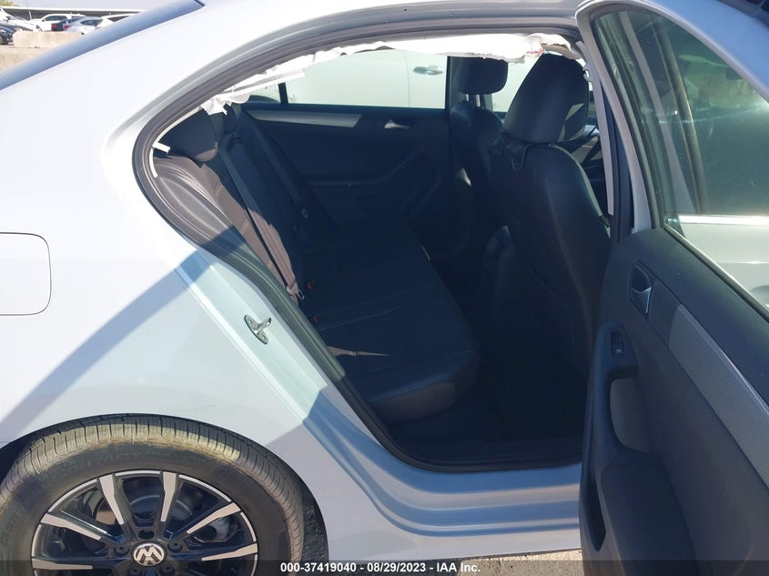 VIN 3VWB67AJ0HM320805 2017 VOLKSWAGEN JETTA 1.4T SE