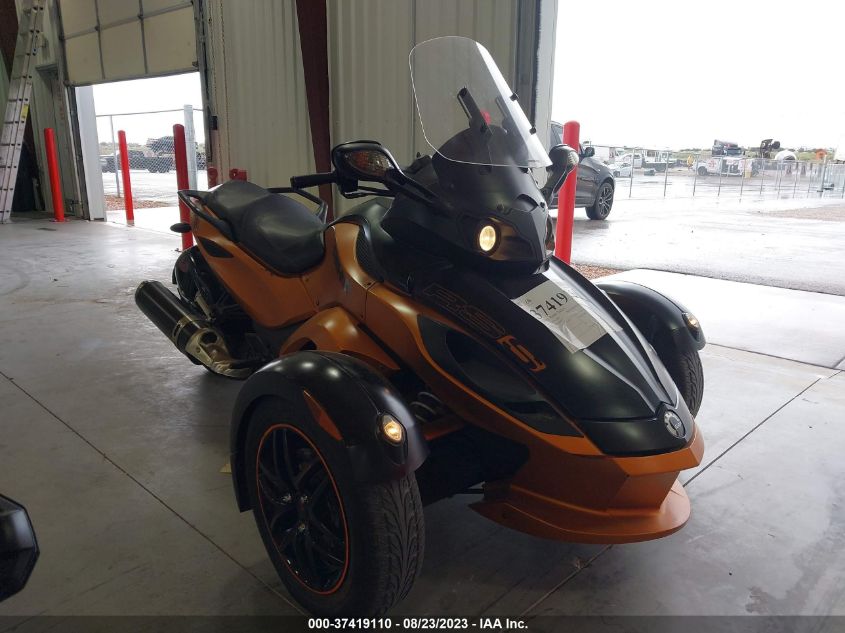 2011 CAN-AM SPYDER ROADSTER RS - 2BXJARA18BV000547