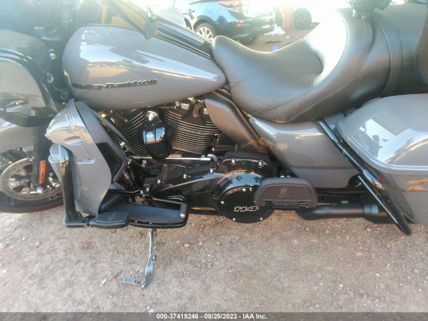 2022 HARLEY-DAVIDSON FLTRK - 1HD1KZF25NB632529