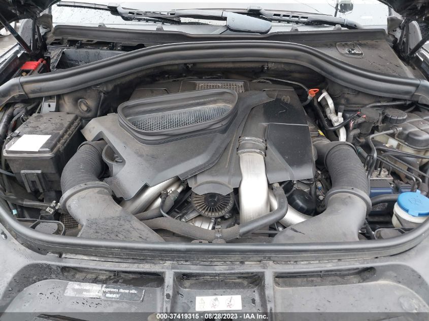 2015 MERCEDES-BENZ GL-CLASS GL 550 4JGDF7DE2FA528555