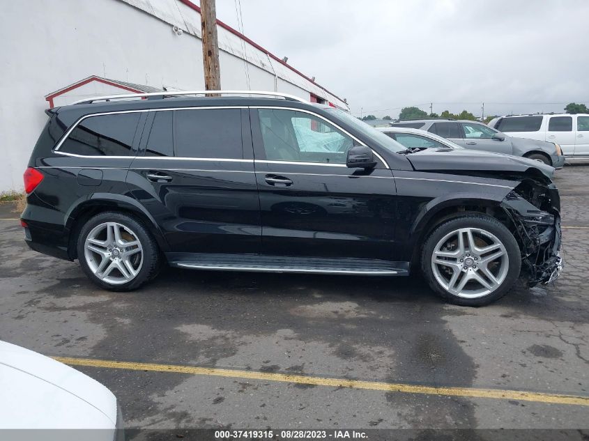 2015 MERCEDES-BENZ GL-CLASS GL 550 4JGDF7DE2FA528555