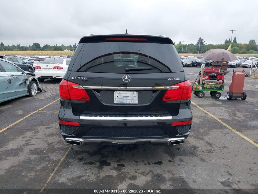 2015 MERCEDES-BENZ GL-CLASS GL 550 4JGDF7DE2FA528555