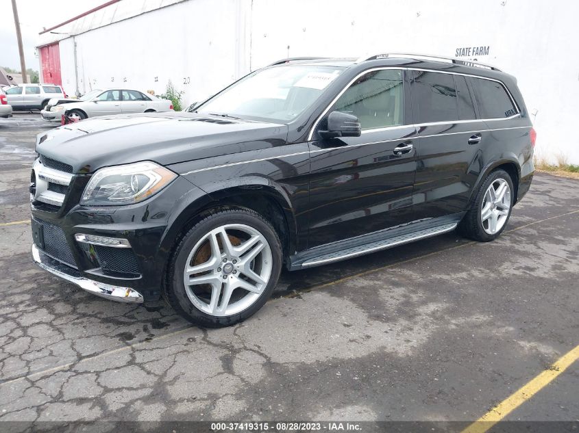 2015 MERCEDES-BENZ GL-CLASS GL 550 4JGDF7DE2FA528555