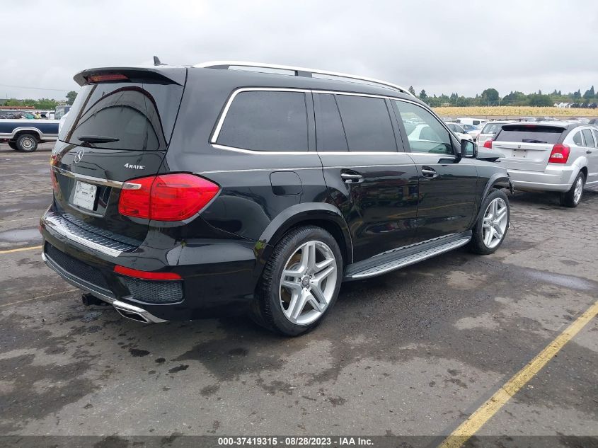 2015 MERCEDES-BENZ GL-CLASS GL 550 4JGDF7DE2FA528555