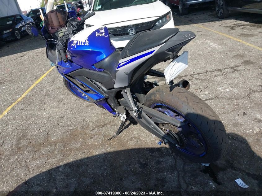2020 YAMAHA YZFR3 MH3RH17Y9LK003457