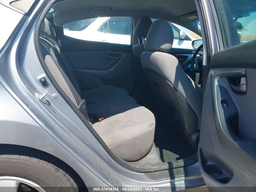 2015 HYUNDAI ELANTRA SE - 5NPDH4AE8FH557004