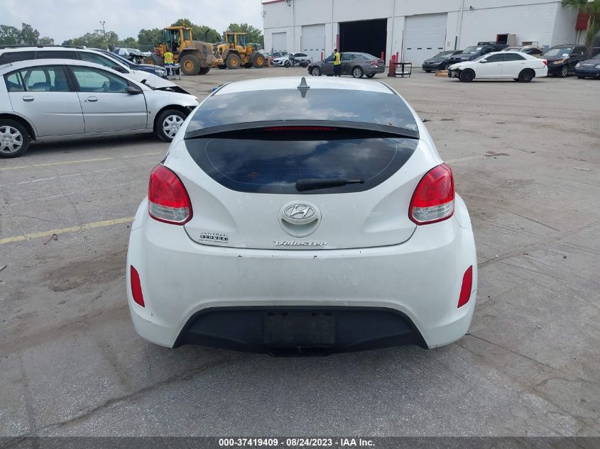 2013 HYUNDAI VELOSTER W/GRAY INT - KMHTC6AD4DU149031