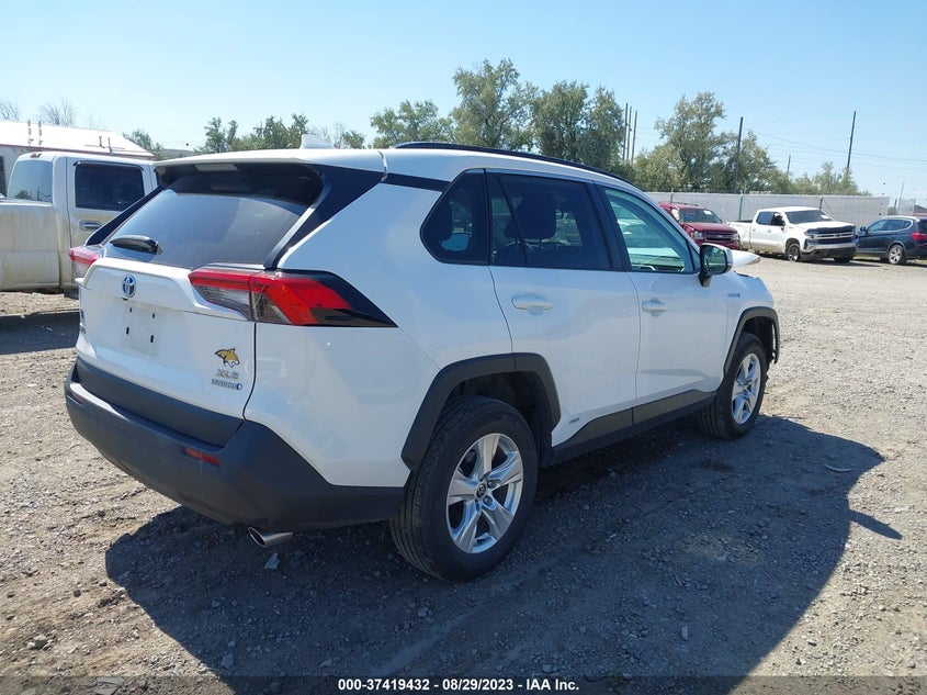 VIN 4T3RWRFV8MU034041 2021 TOYOTA RAV4 XLE