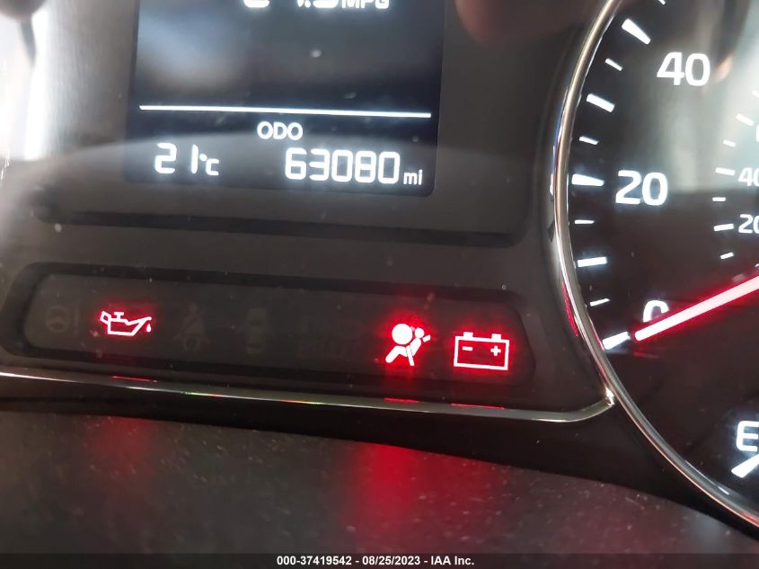 2018 KIA FORTE LX - 3KPFK4A70JE221176