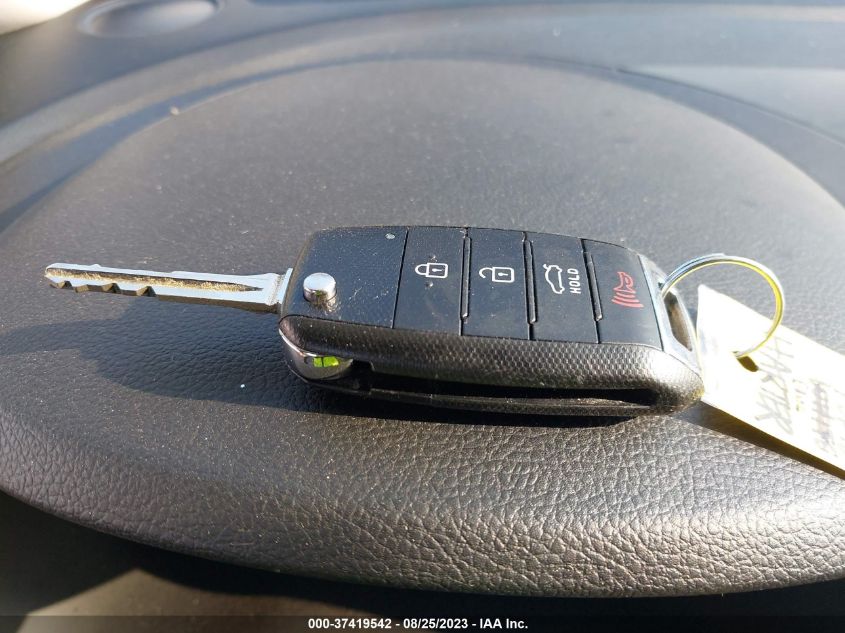 2018 KIA FORTE LX - 3KPFK4A70JE221176