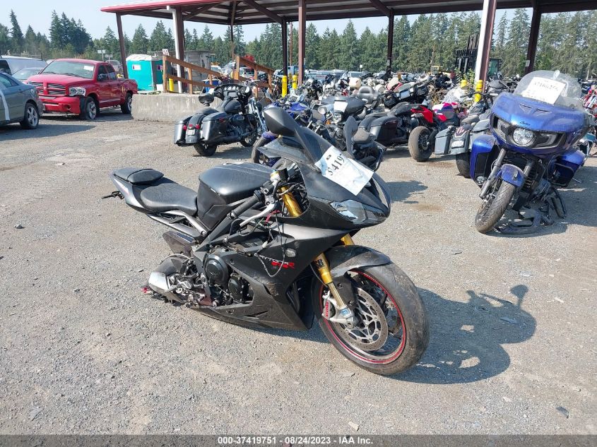 2017 TRIUMPH MOTORCYCLE DAYTONA 675R ABS - SMTA02YK8HJ780228