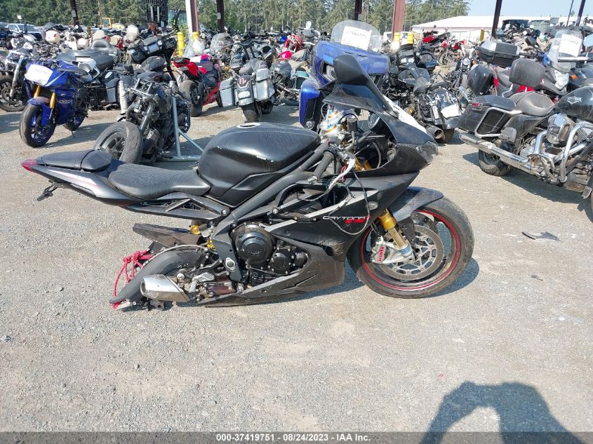 2017 TRIUMPH MOTORCYCLE DAYTONA 675R ABS - SMTA02YK8HJ780228