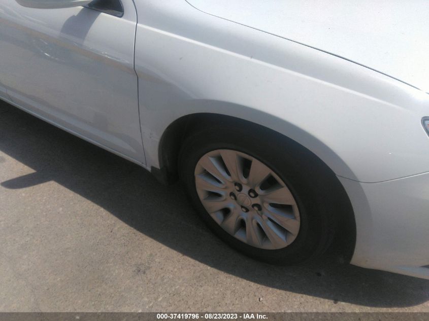 2014 CHRYSLER 200 LX - 1C3CCBAB8EN207346