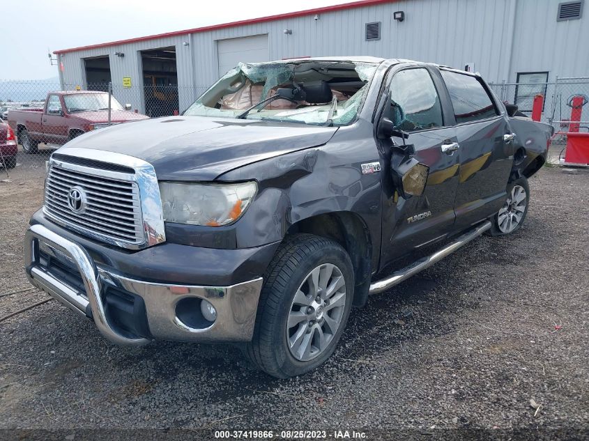 2013 TOYOTA TUNDRA 4WD TRUCK LTD/PLATINUM - 5TFHY5F11DX295843