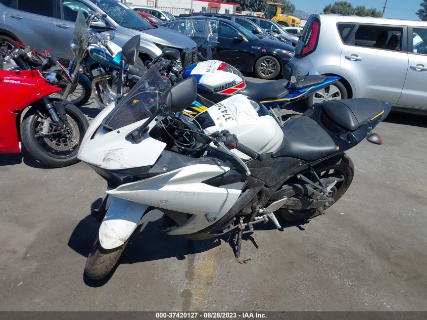 2017 YAMAHA YZFR3 A MH3RH15Y7HK002236