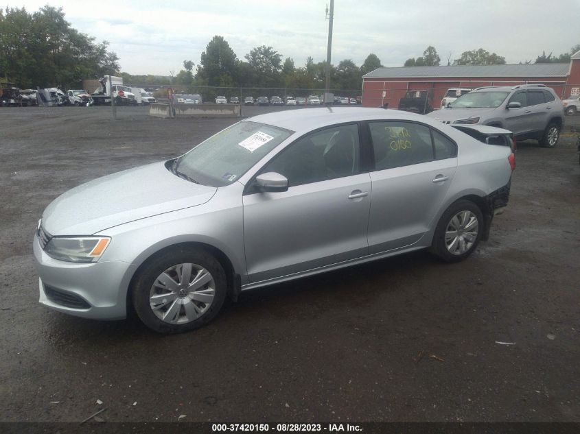 2014 VOLKSWAGEN JETTA SEDAN SE - 3VWD17AJXEM215644