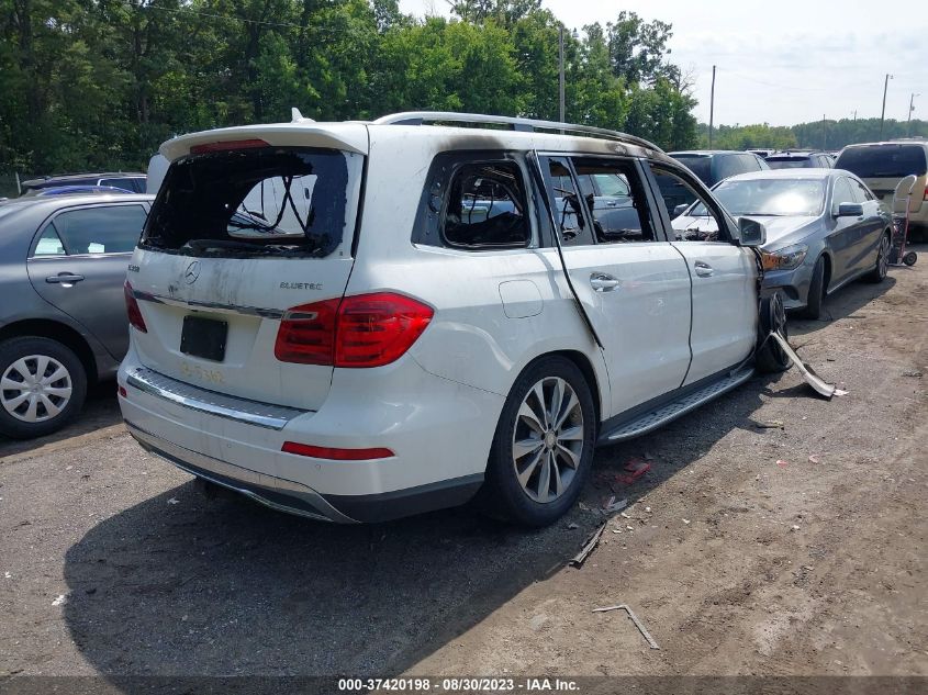 2016 MERCEDES-BENZ GL 350 BLUETEC - 4JGDF2EEXGA649157
