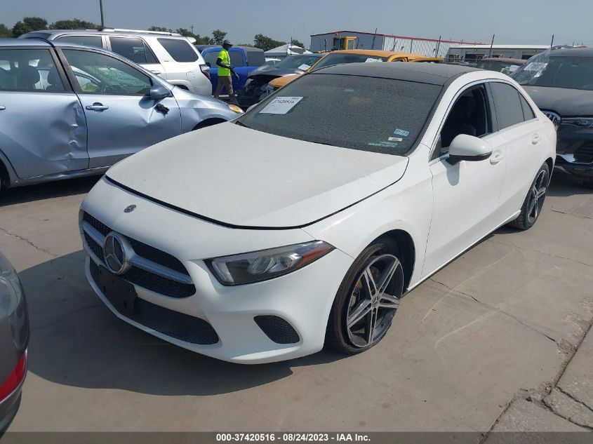 2019 MERCEDES-BENZ A 220 WDD3G4EB8KW005415