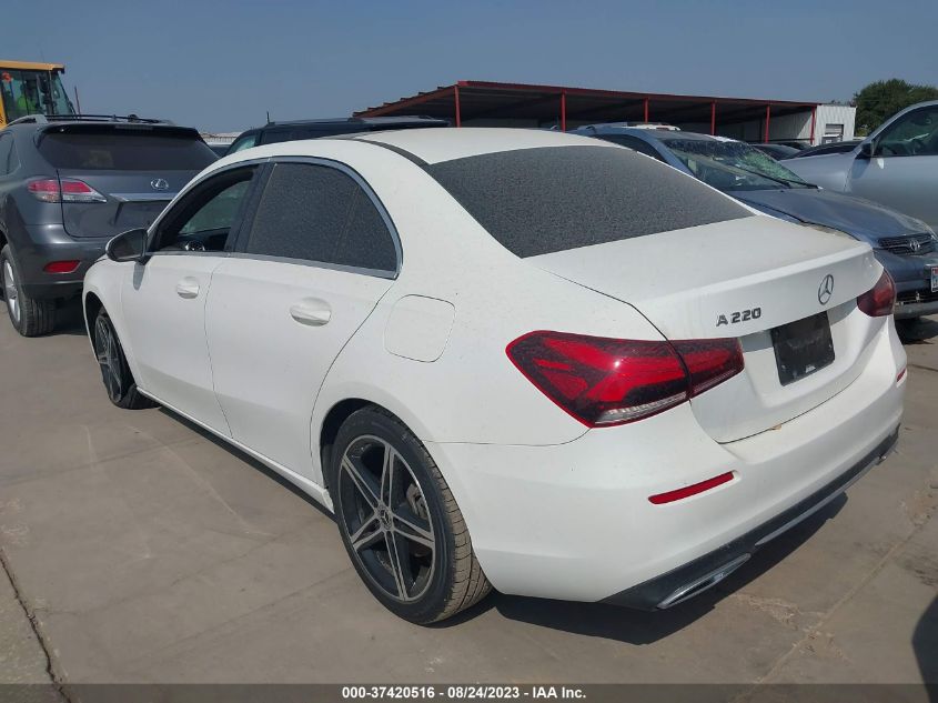 2019 MERCEDES-BENZ A 220 WDD3G4EB8KW005415