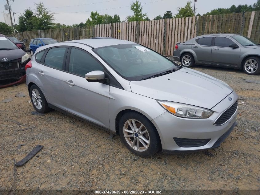 2015 FORD FOCUS SE - 1FADP3K22FL288646